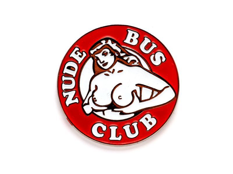 Gepersonaliseerde zacht emaille pin nude bus club