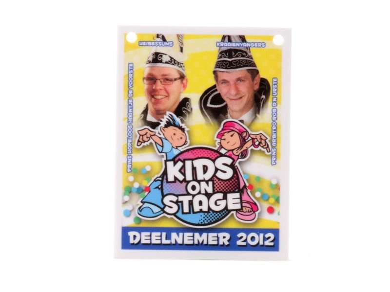 Gepersonaliseerde plastic medaille kids on stage